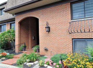 1606 Pine Tree Ln APT 37, Dayton, OH 45449