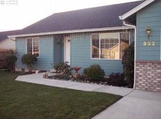 352 NW Teal St, Winston, OR 97496