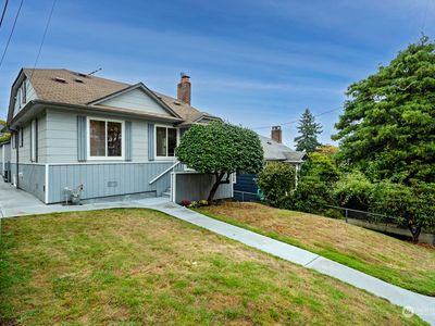 7558 9th Avenue NE, Seattle, WA, 98115