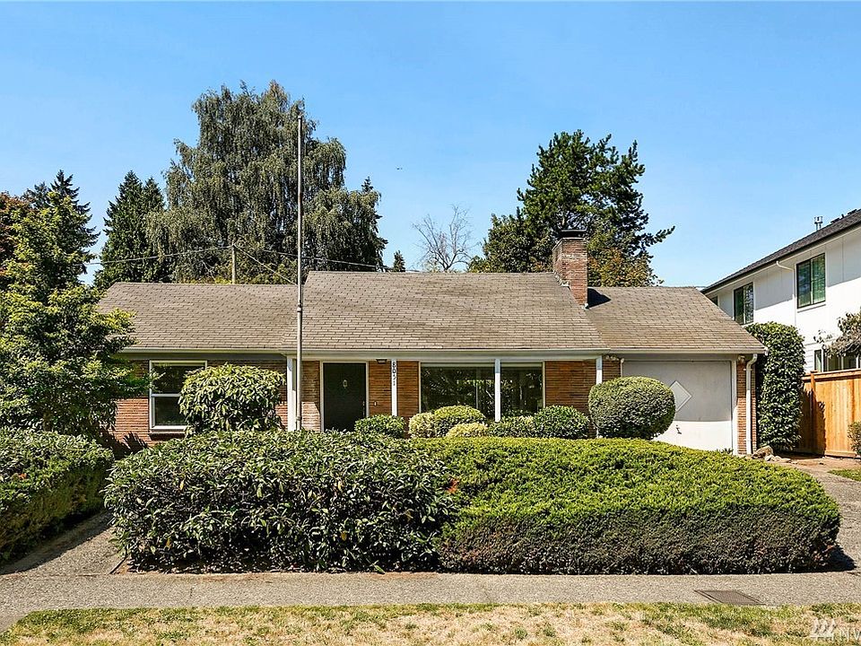 2nd image of 8051 43rd Ave NE