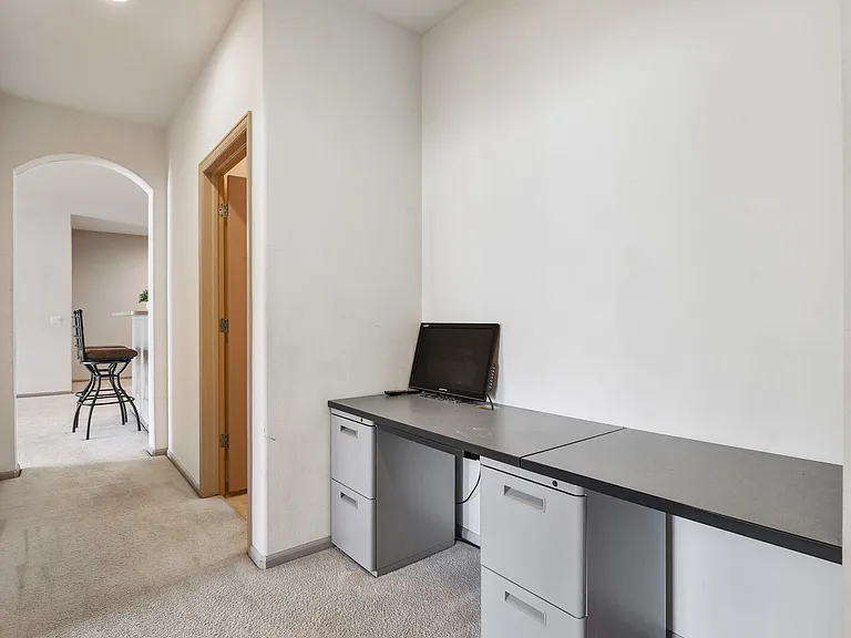 1574 Olympia Cir #203 — Photo 11