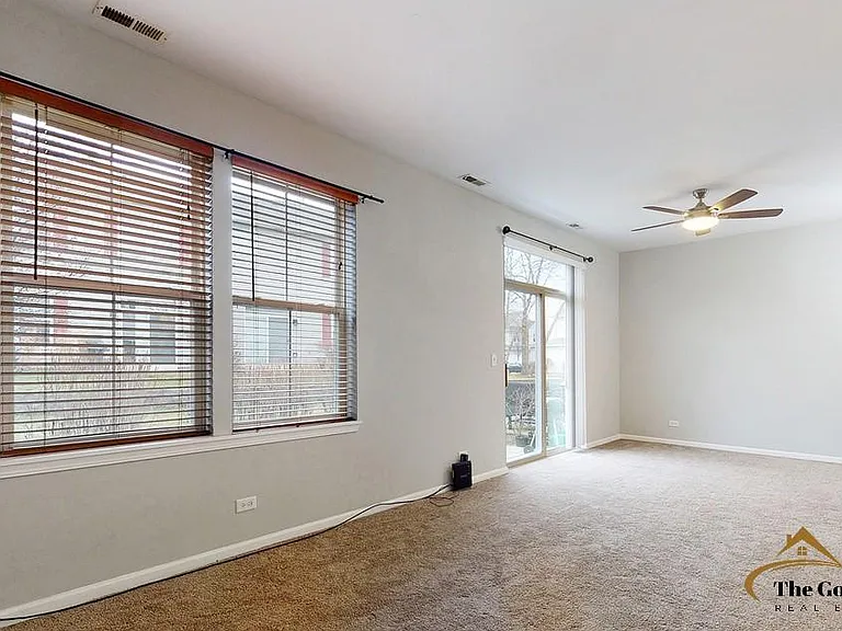 2924 Falling Waters Dr — Photo 4