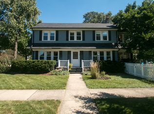 325 Ingalton Ave, West Chicago, IL 60185