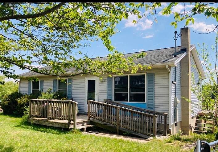 1st image of 15 Oscar View Ln