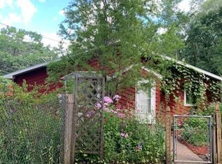 430 Paddington Rd, Willernie, MN 55090