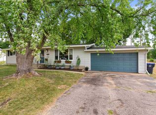 643 S Evergreen St, Wautoma, WI 54982