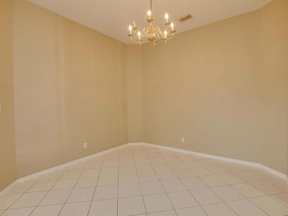 3rd image of 7414 Lake Livingston Dr