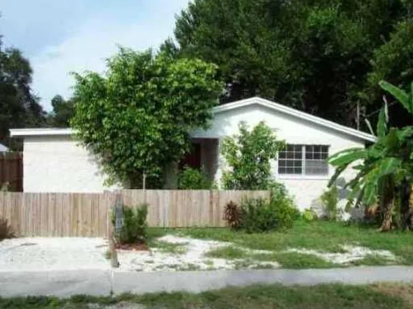 5002 N 15th St, Tampa, FL 33603
