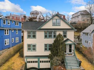 54 Edgecliff Rd #2, Watertown, MA 02472