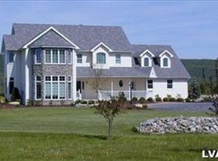 1296 Totts Gap Rd, Bangor, PA 18013