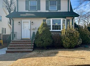 100 E Harriet Ave, Palisades Park, NJ 07650