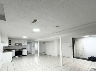 30 Niles Ct #2, Brampton, ON L6S5T5