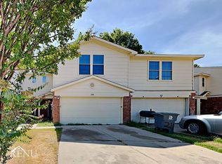 228 Creek Cove Dr, Dallas, TX 75217