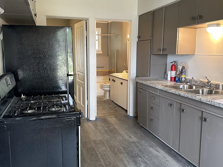 1544 Jiroch St #2 — Photo 2