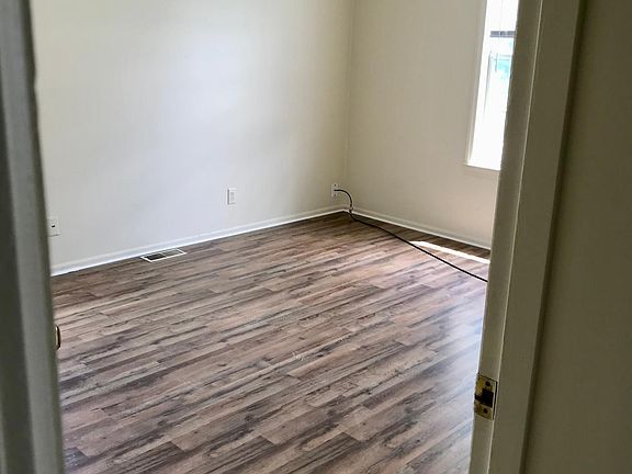 3rd image of 376 Park Ave APT D