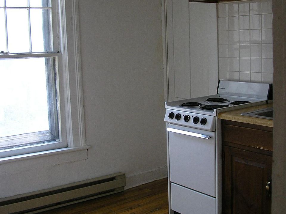 2nd image of 44 S Franklin St #3C