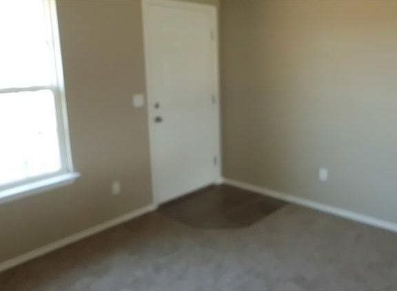 3rd image of 11808 NW 133 Road St