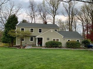 24 Ventosa Dr, Morristown, NJ 07960