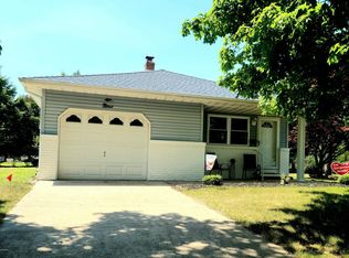 9 Bequia Ct, Toms River, NJ
