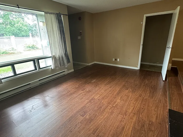 100 Scotswood Dr #19 — Photo 5