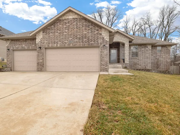 1306 W Millpond Drive, Ozark, MO 65721