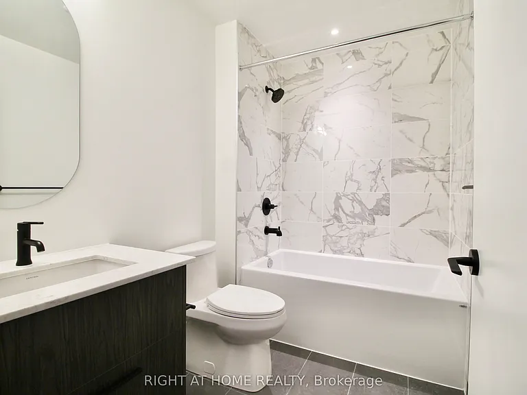 560 Rideau St #1006 — Photo 10