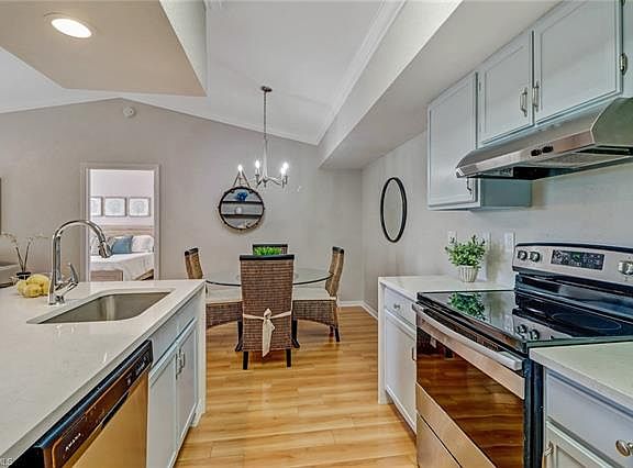 5th image of 4665 Saint Croix Ln APT 1535