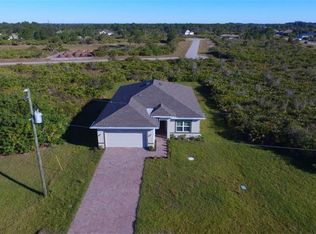 448 Albatross Rd, Rotonda West, FL 33947