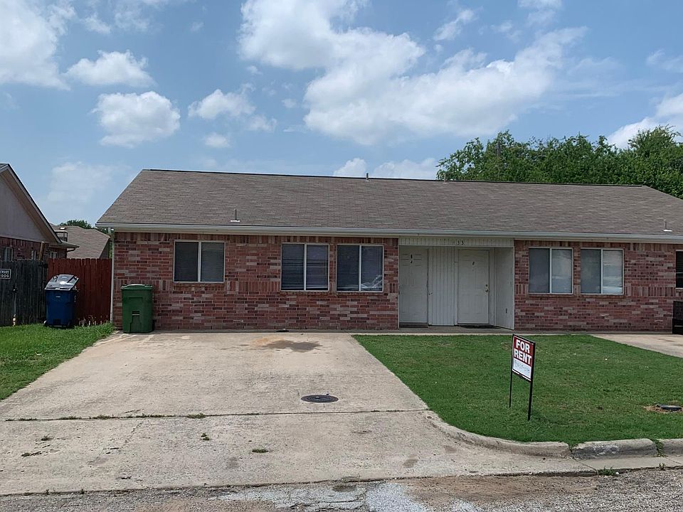 1st image of 433 Lake Highland Dr APT A