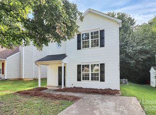 1215 McAllister Dr, Charlotte, NC 28216