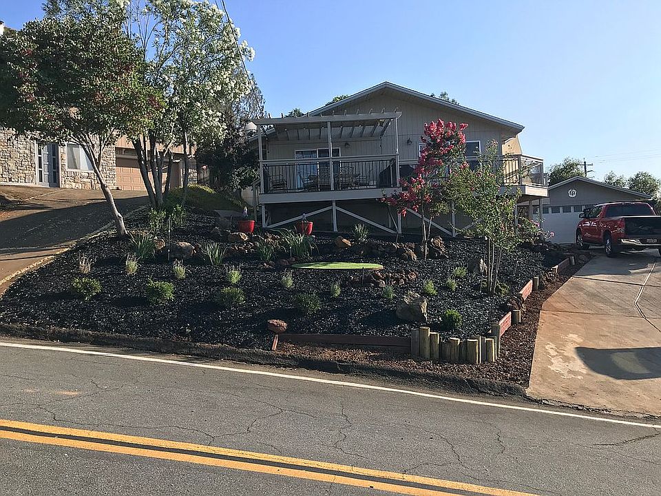 1st image of 3286 Skyline Dr