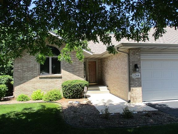 2nd image of 1264 N Crest Dr