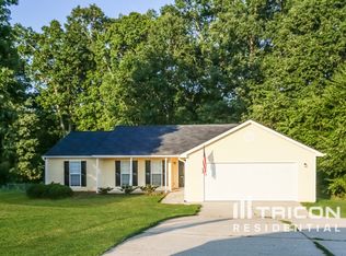 468 Raymond Dr, Winder, GA 30680