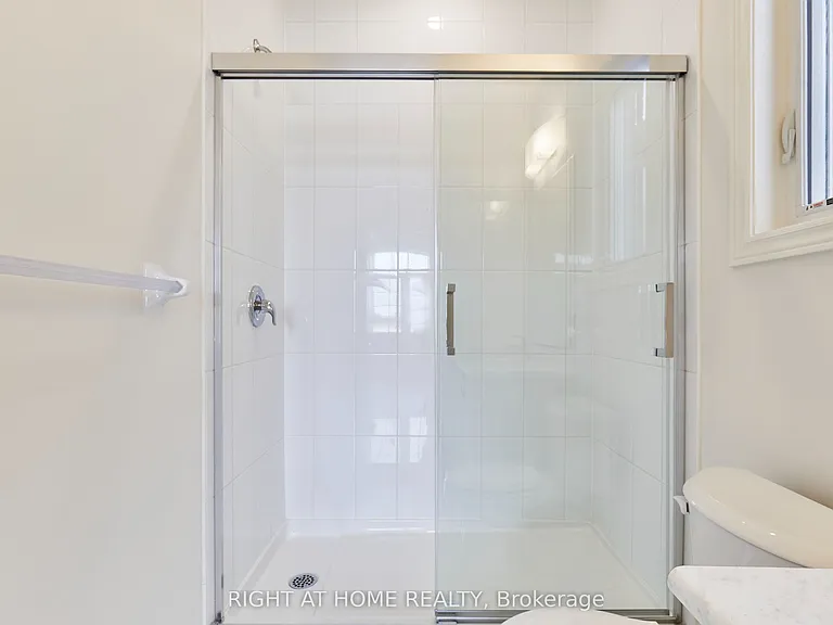 2122 Cayenne St #UPPER LEVEL — Photo 24