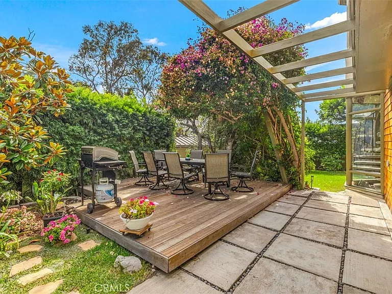 146 Chiquita St — Photo 33