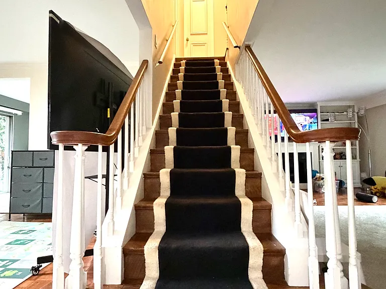 1531 Palmgren Dr — Photo 2