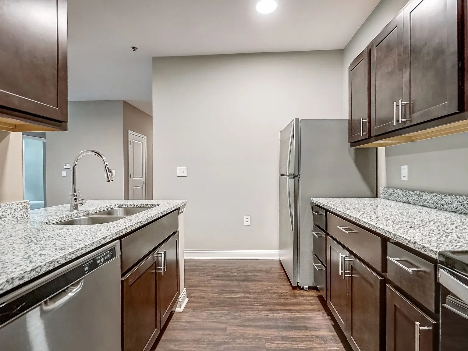 Premier Flats — Photo 3
