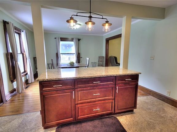 5th image of 11 Shirley St