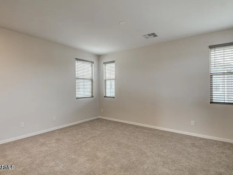 2831 S Central Dr — Photo 16
