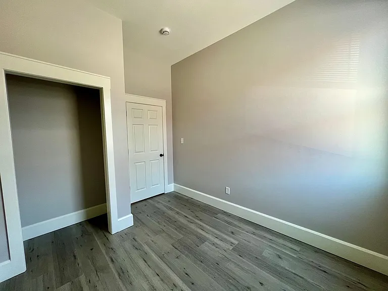 318 S Locust St #2 — Photo 7