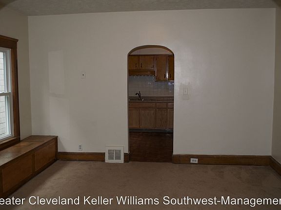 5th image of 2057 W 81st St #1