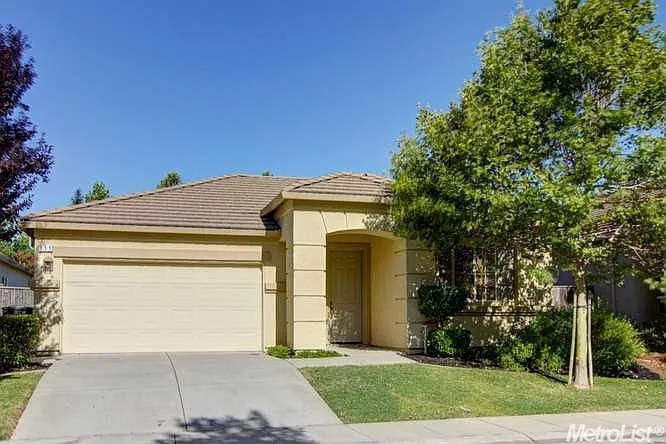 111 Unity Cir photo 1