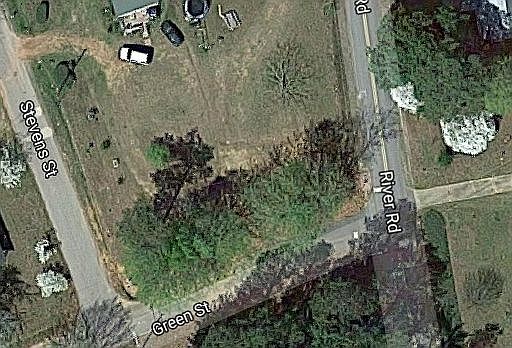 2nd image of Stevens St