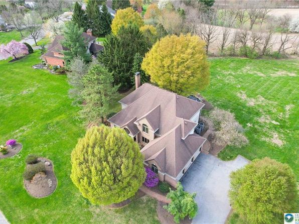 2136 Apple Rd, Fogelsville, PA 18051