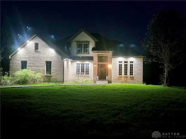 8033 Lytle Trails Rd, Waynesville, OH 45068