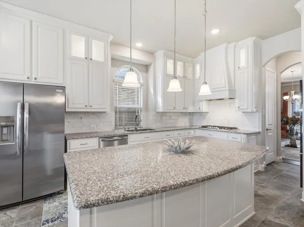 3012 Chesterfield Ln, Mansfiel, TX 76084