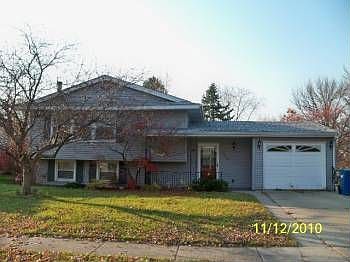 1st image of 1023 W 72nd Pl