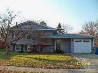 1023 W 72nd Pl, Merrillville, IN 46410
