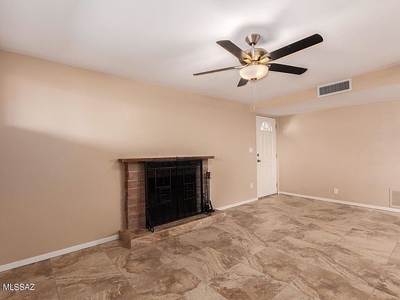 5th image of 8048 E Kenyon Dr