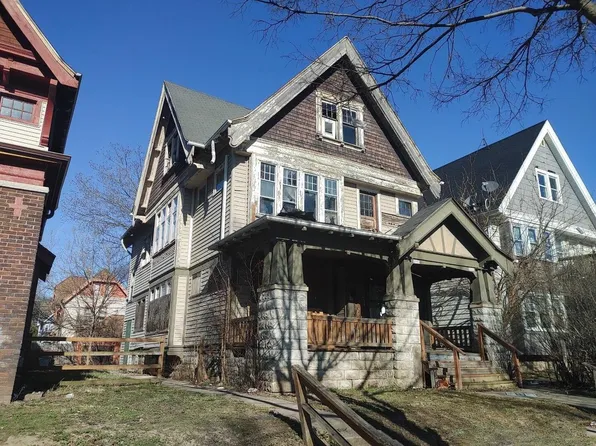 2551 North 40th STREET #2553, Milwaukee, WI 53210